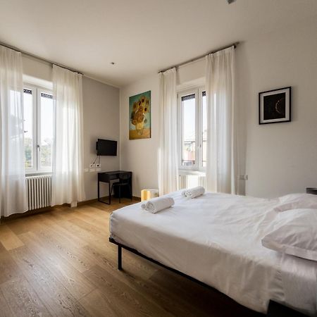 Rrrapido Holy Suites And Rooms - Via Sardegna Milano Exterior foto